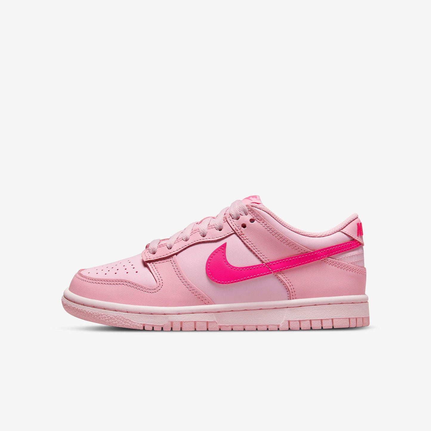 Nike Dunk Low "Triple Pink" (Barbie)