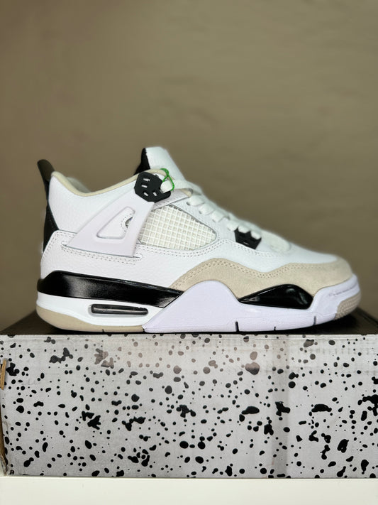 Nike Air Jordan Retro 4 ‘Millitary Black’