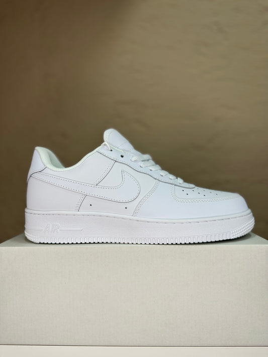 Nike Air Force 1 07’